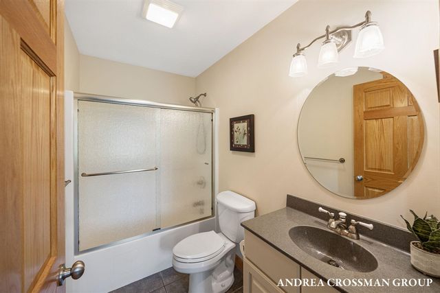 7250 Beverly Drive, South Haven, MI 49090