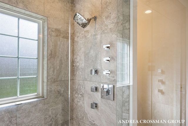 7250 Beverly Drive, South Haven, MI 49090