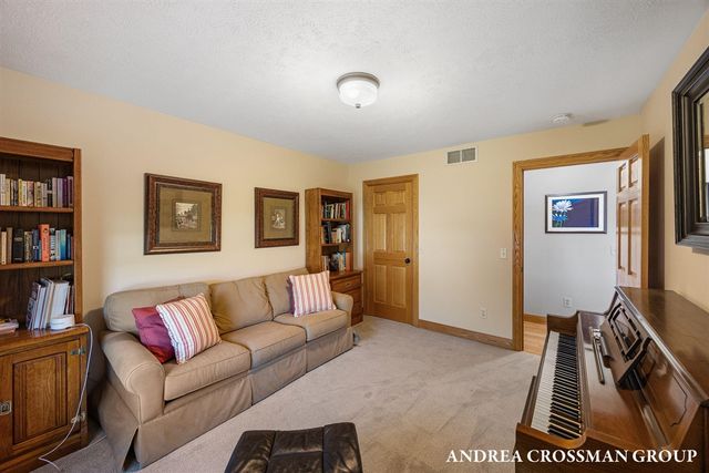 7250 Beverly Drive, South Haven, MI 49090