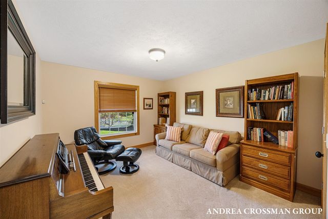 7250 Beverly Drive, South Haven, MI 49090