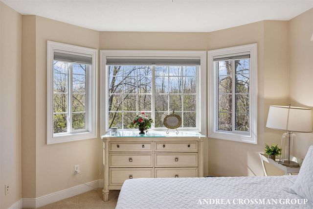 7250 Beverly Drive, South Haven, MI 49090