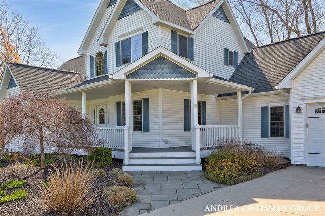 7250 Beverly Drive, South Haven, MI 49090