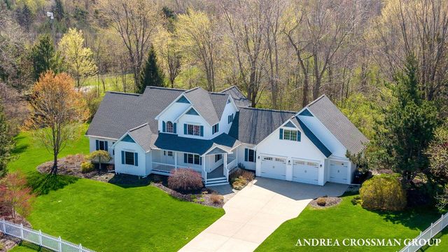 7250 Beverly Drive, South Haven, MI 49090
