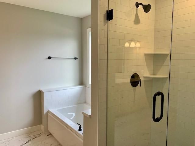 5131 Airlake Drive, Woodbury, MN 55129