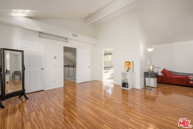 9152 Vincente Way, North Hills (los Angeles), CA 91343