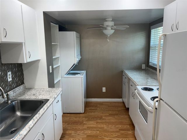 24862 US HIGHWAY 19 N 205, Clearwater, FL 33763