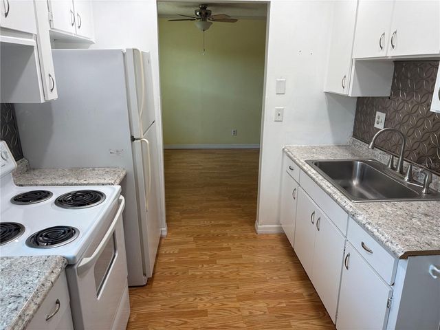 24862 US HIGHWAY 19 N 205, Clearwater, FL 33763