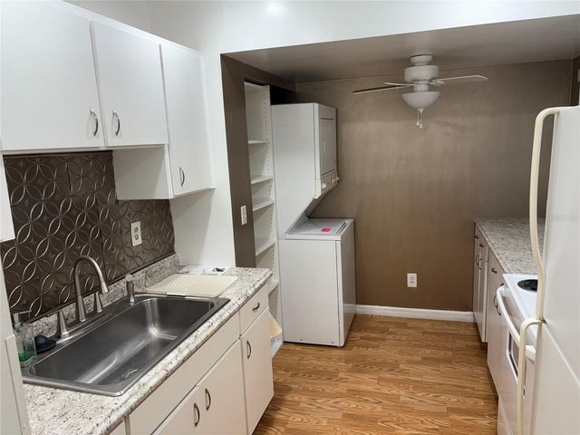 24862 US HIGHWAY 19 N 205, Clearwater, FL 33763