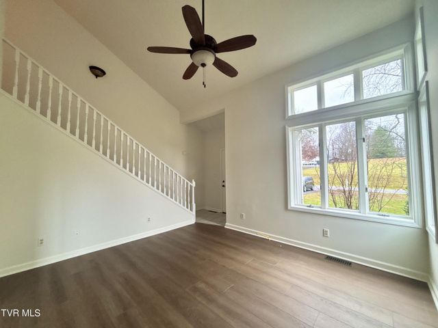 17413 Mahogany Drive, Abingdon, VA 24210