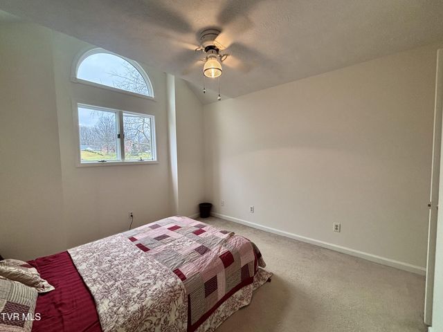 17413 Mahogany Drive, Abingdon, VA 24210