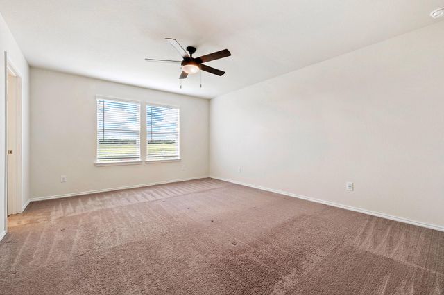 217L Innisfree RD, Jarrell, TX 76537