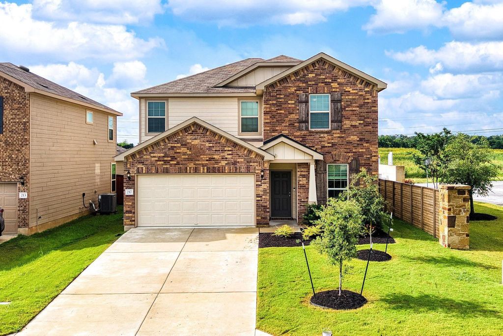 217L Innisfree RD, Jarrell, TX 76537