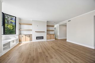 651 Bering Drive 402, Houston, TX 77057