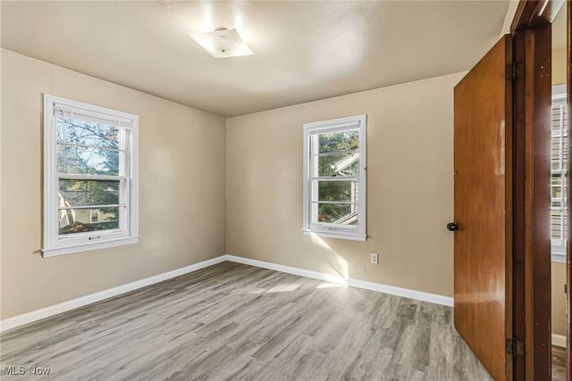 1026 Woodward Avenue, Akron, OH 44310