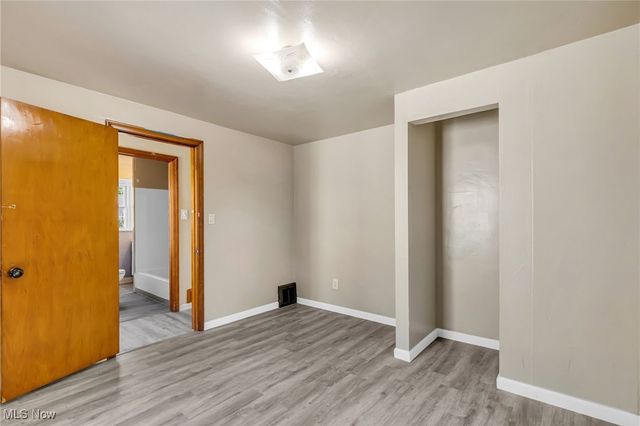 1026 Woodward Avenue, Akron, OH 44310