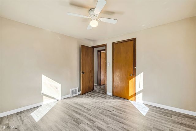 1026 Woodward Avenue, Akron, OH 44310