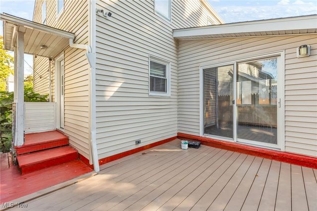 1026 Woodward Avenue, Akron, OH 44310