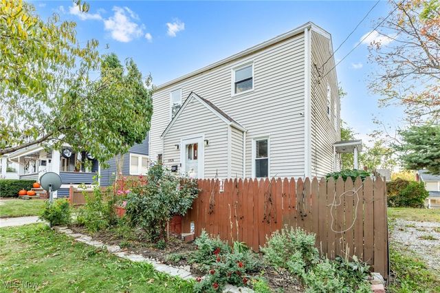 1026 Woodward Avenue, Akron, OH 44310