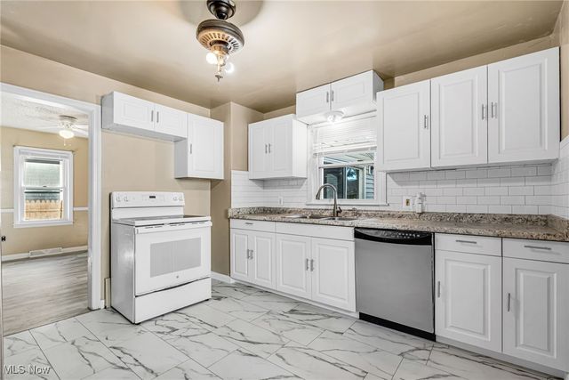 1026 Woodward Avenue, Akron, OH 44310