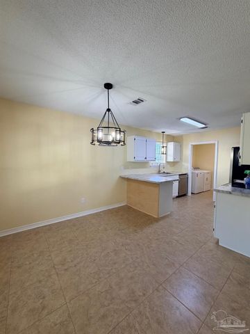 6952 Cotton Boll Ln, Navarre, FL 32566