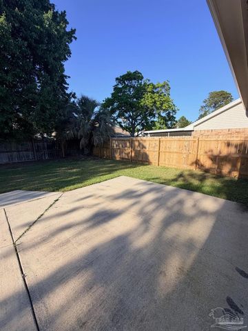6952 Cotton Boll Ln, Navarre, FL 32566