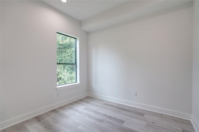 4531 Creekmont Drive, Houston, TX 77091
