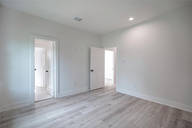 4531 Creekmont Drive, Houston, TX 77091