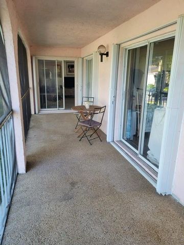 13851 Oneida Drive D2, Delray Beach, FL 33446