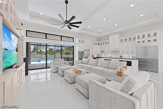 750 109th AVE N, Naples, FL 34108