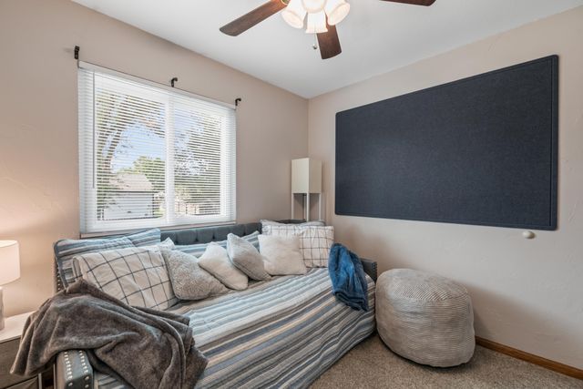 929 E Mona Cir, Wichita, KS 67216