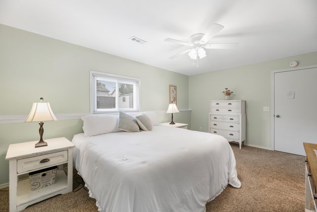 929 E Mona Cir, Wichita, KS 67216