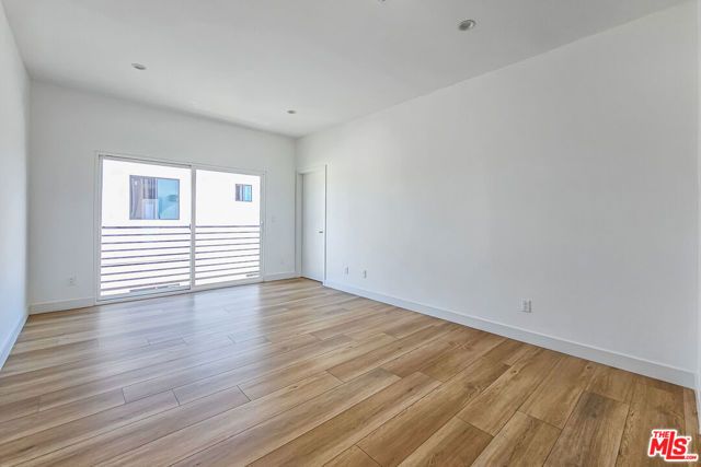 1921 Carmona Avenue, Los Angeles, CA 90016