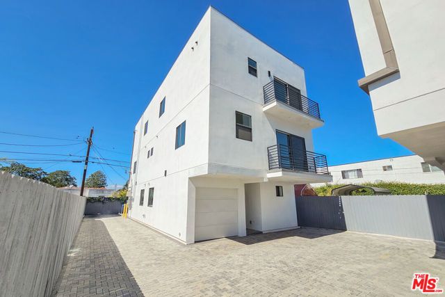 1921 Carmona Avenue, Los Angeles, CA 90016