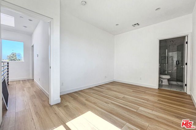 1921 Carmona Avenue, Los Angeles, CA 90016