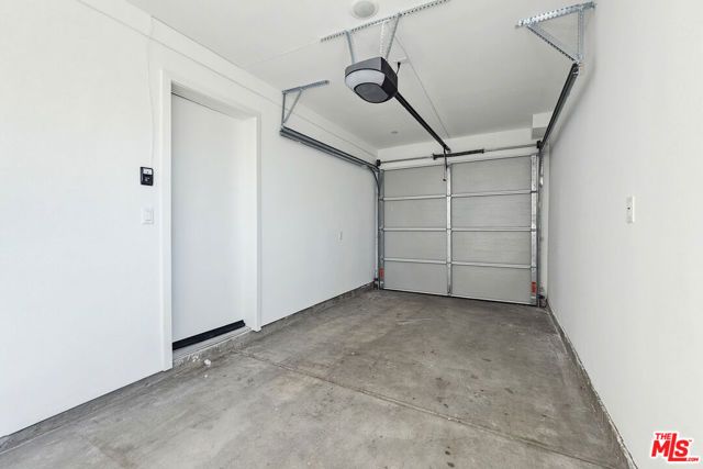 1921 Carmona Avenue, Los Angeles, CA 90016