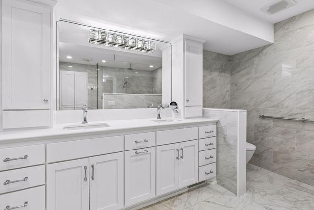 3808 W 55th Street, Edina, MN 55410