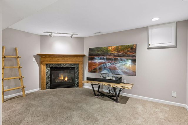 3808 W 55th Street, Edina, MN 55410