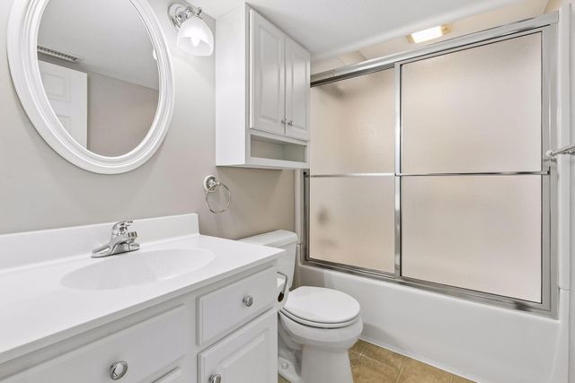 3808 W 55th Street, Edina, MN 55410