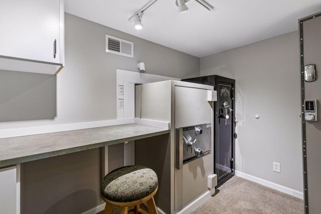 3808 W 55th Street, Edina, MN 55410