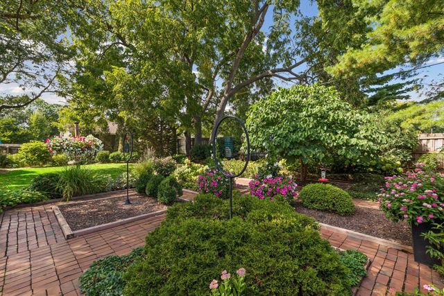 3808 W 55th Street, Edina, MN 55410