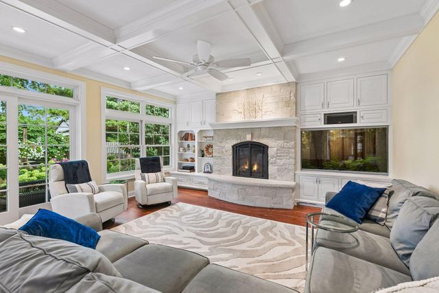 3808 W 55th Street, Edina, MN 55410