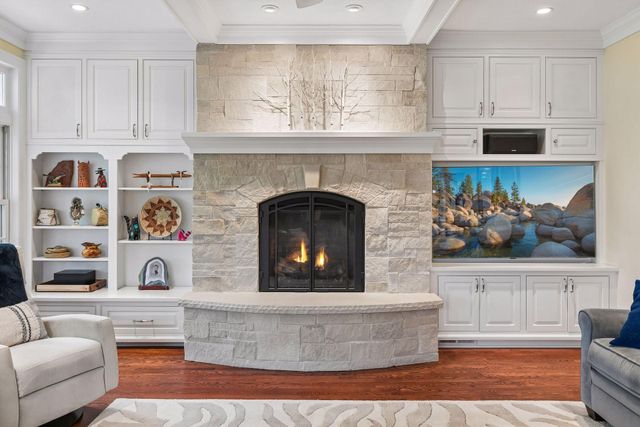 3808 W 55th Street, Edina, MN 55410