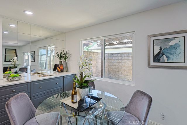 2640 W Meadowview, Anaheim, CA 92804