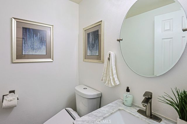 2640 W Meadowview, Anaheim, CA 92804