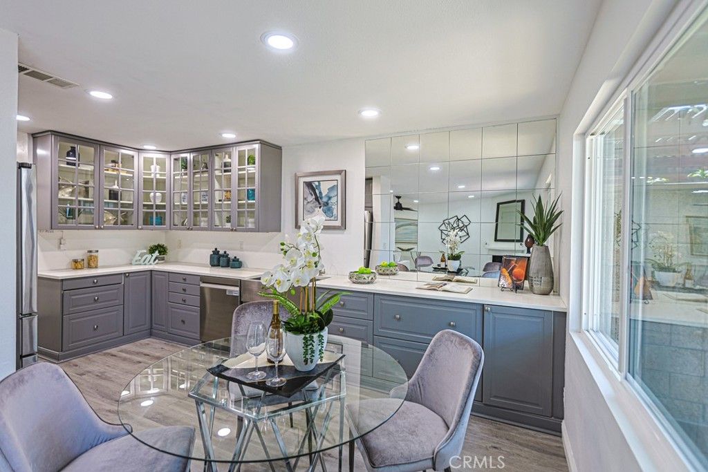 2640 W Meadowview, Anaheim, CA 92804