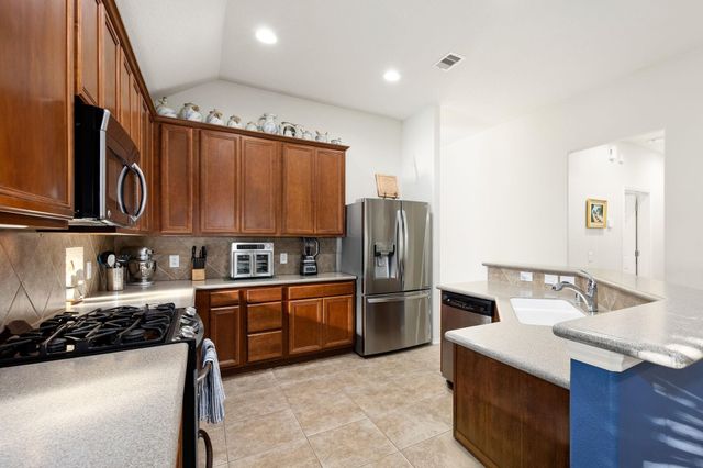 3511 Twin Mills Lane, Spring, TX 77386