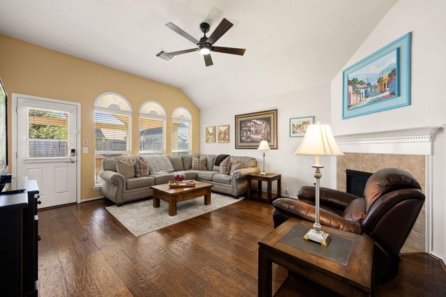 3511 Twin Mills Lane, Spring, TX 77386
