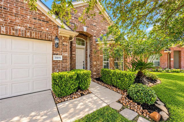 3511 Twin Mills Lane, Spring, TX 77386