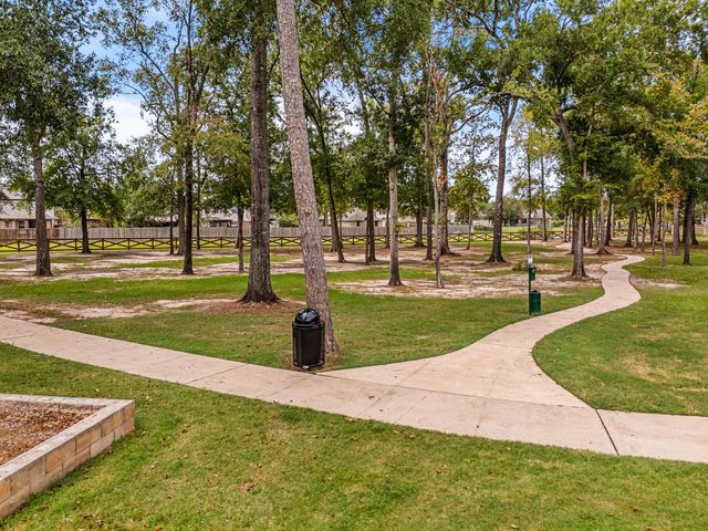 3511 Twin Mills Lane, Spring, TX 77386