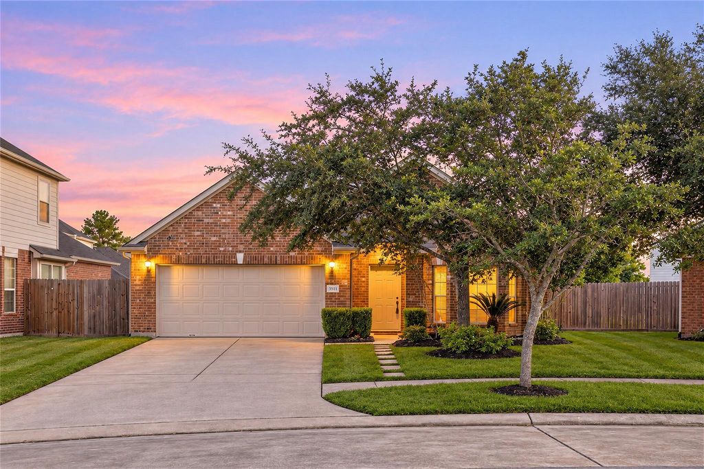 3511 Twin Mills Lane, Spring, TX 77386